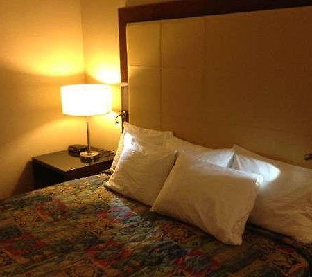 Days Inn Клирфилд Экстерьер фото
