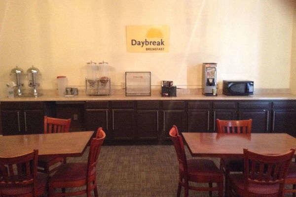 Days Inn Клирфилд Экстерьер фото