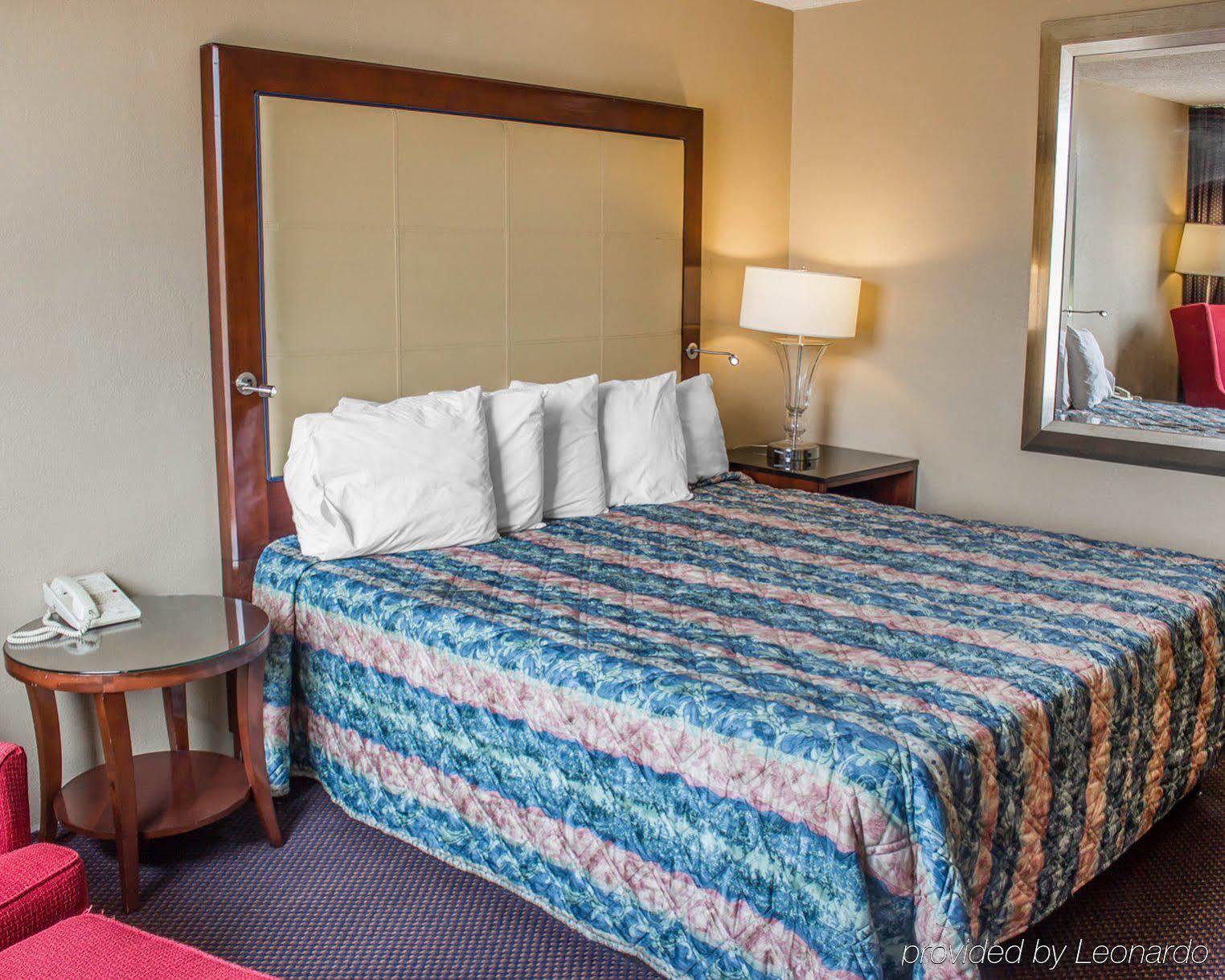 Days Inn Клирфилд Экстерьер фото